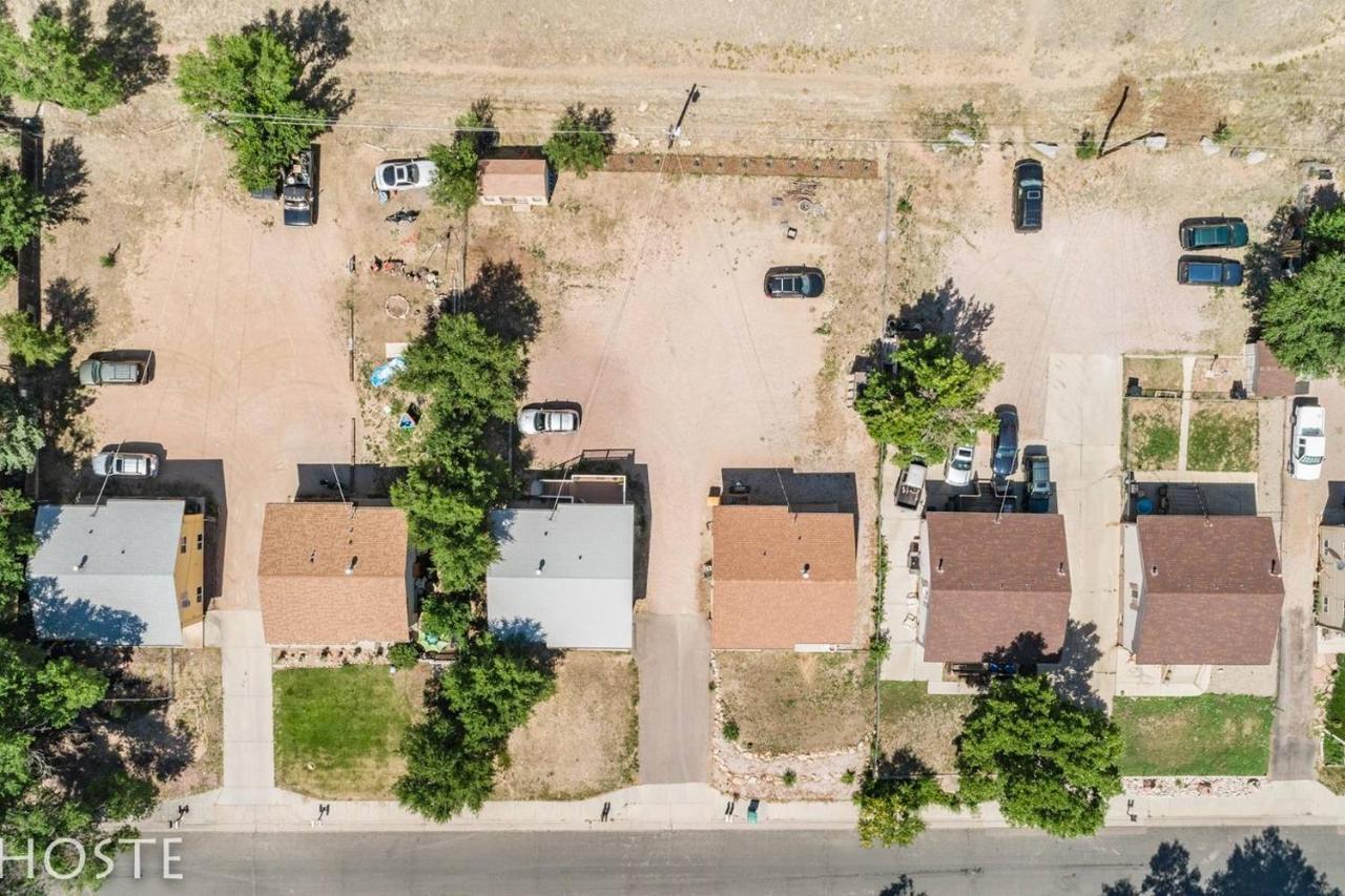 *H NEW!* 2BR Garden-level near Red Rocks Parks Lejlighed Colorado Springs Eksteriør billede